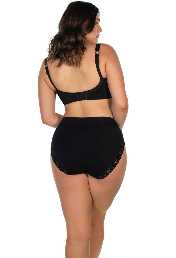 Lace Minimizer Wire Free Bra & Lace High Cut Brief Set